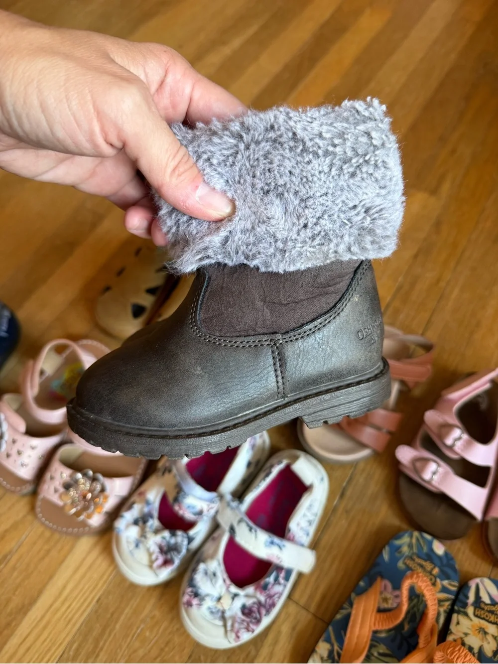 Size 5 toddler girls shoes sandals boots osh kosh blowfish ten little